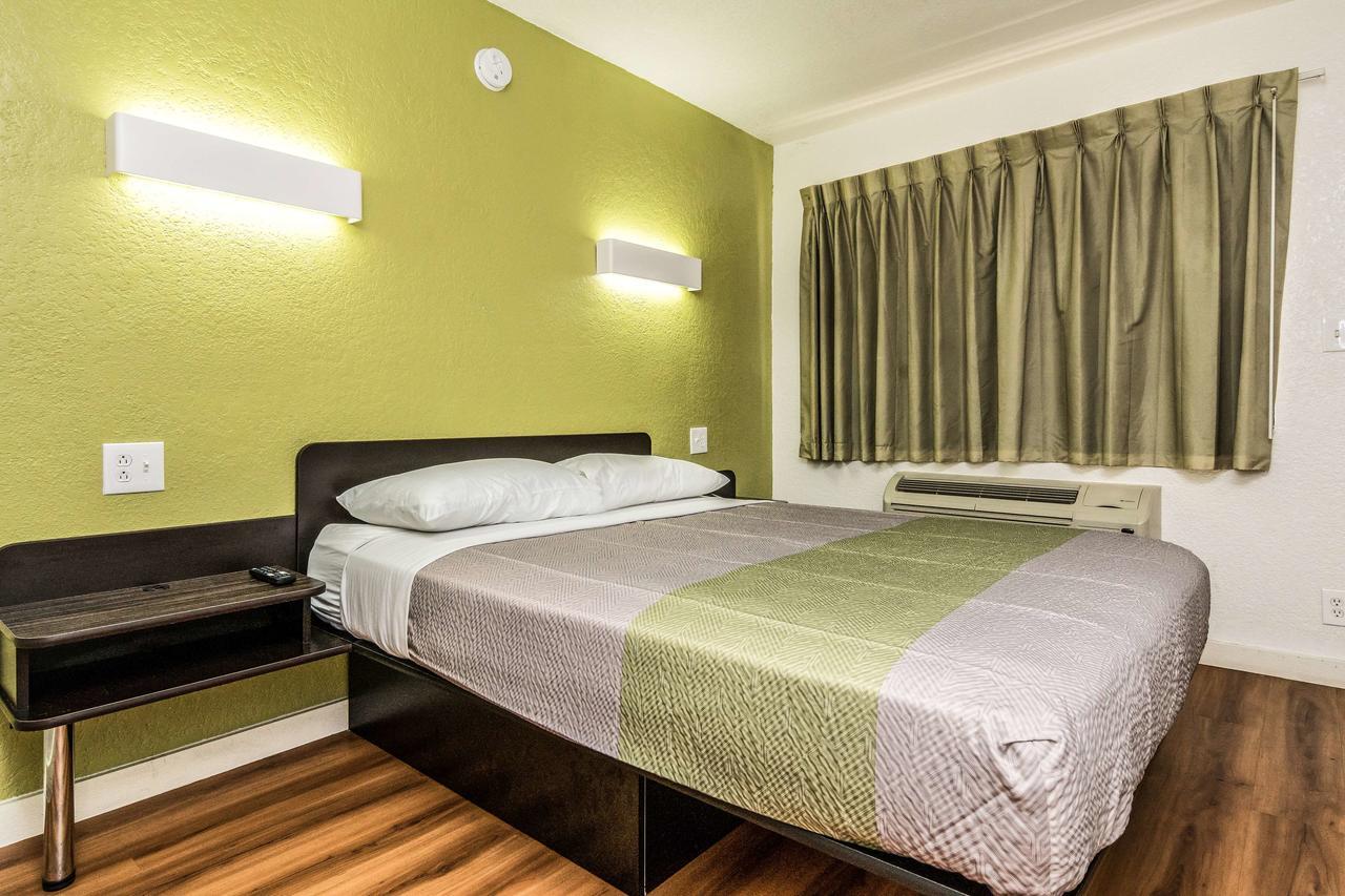 Motel 6 Fort Worth North Haltom City Ngoại thất bức ảnh