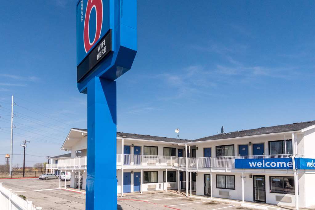 Motel 6 Fort Worth North Haltom City Ngoại thất bức ảnh